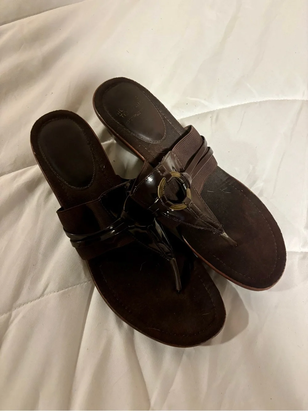 Woman’s size 8 brown sandals with small heel